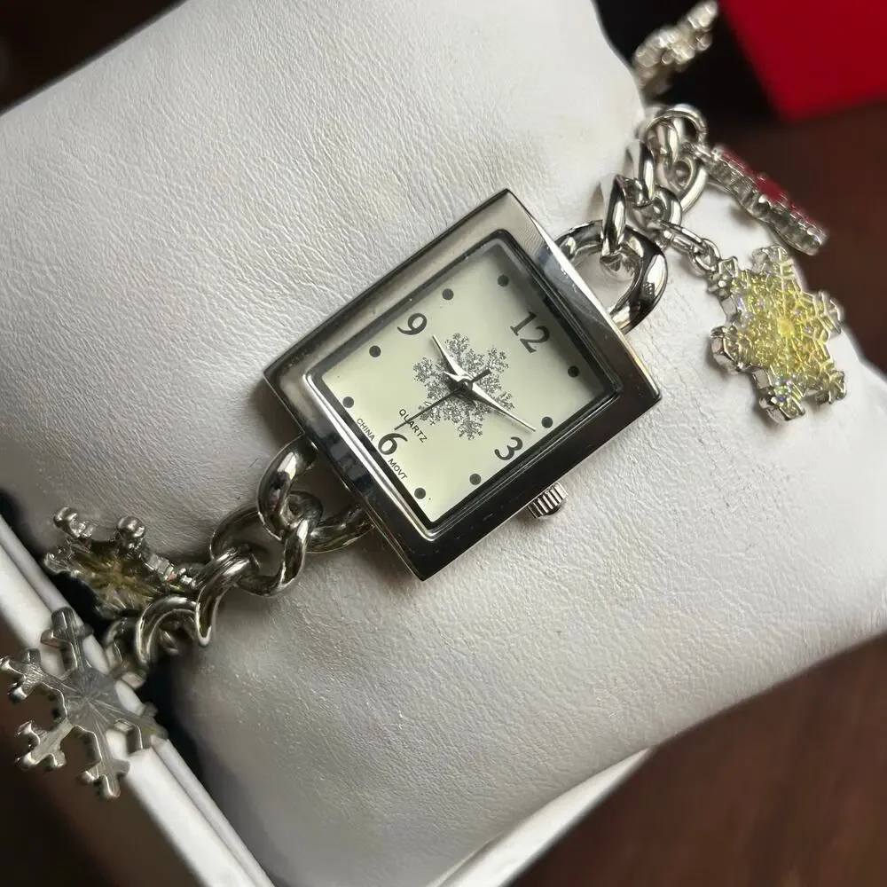 Women’s Charm Bracelet Watch Silver Snowflakes in a Box Working New Battery